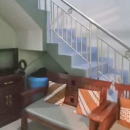 Triyoga Homestay Syariah Redpartner Sangkanurip Εξωτερικό φωτογραφία