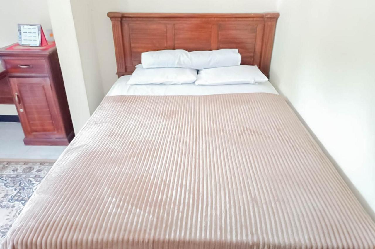 Triyoga Homestay Syariah Redpartner Sangkanurip Εξωτερικό φωτογραφία